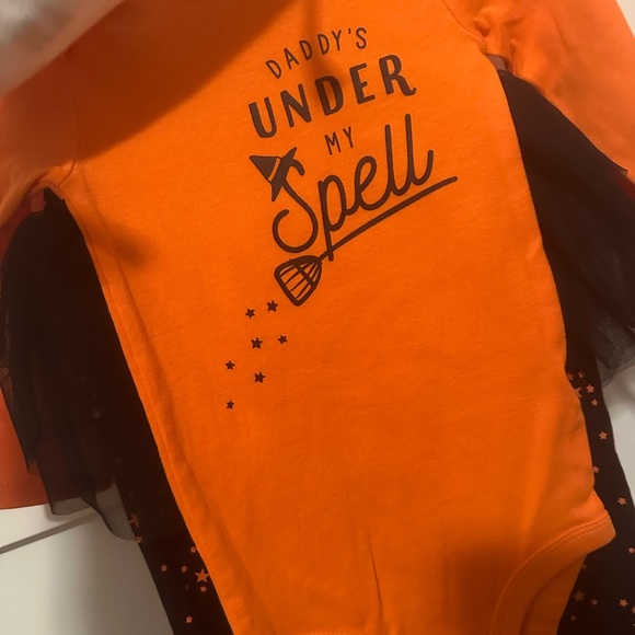 12m girl’s Halloween 3 piece outfit - Picture 2 of 5